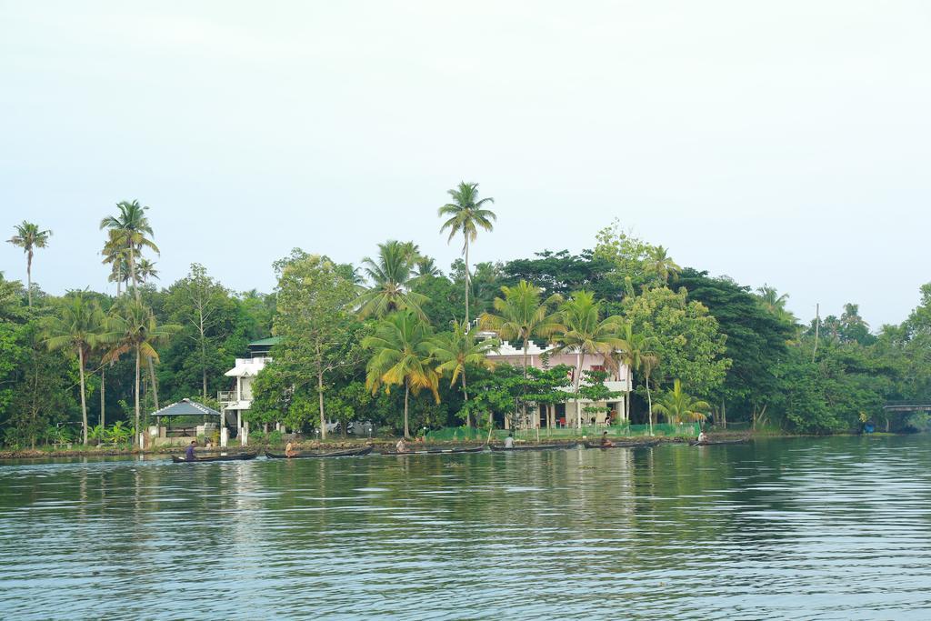 Orchid Lake View Homestay Alappuzha Exterior foto